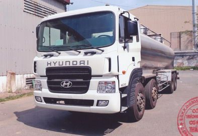 GIÁ XE HYUNDAI 4 CHÂN BỒN SỮA 17 KHỐI 0