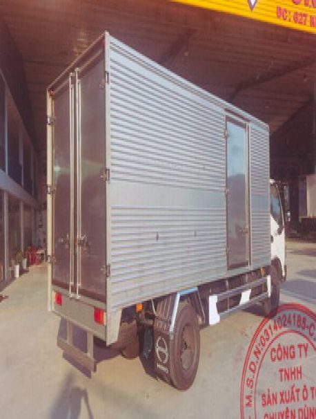 BẢN GIÁ XE HINO 4.5 TẤN THÙNG KÍN INOX 1